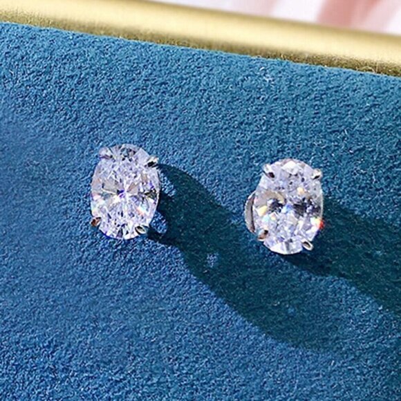 Silver Preppy Women's Elegant Cubic Zirconia Stud Earrings - Picture 3 of 6